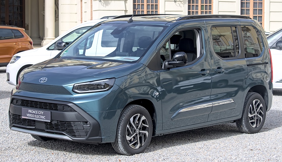 toyota proace